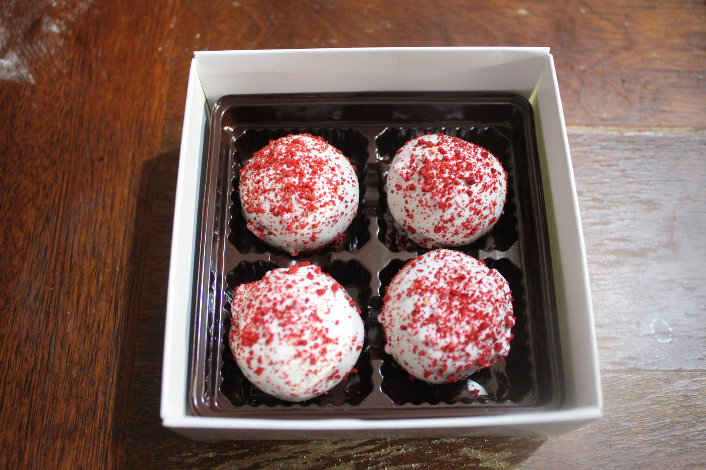 Red Velvet Cake Bon